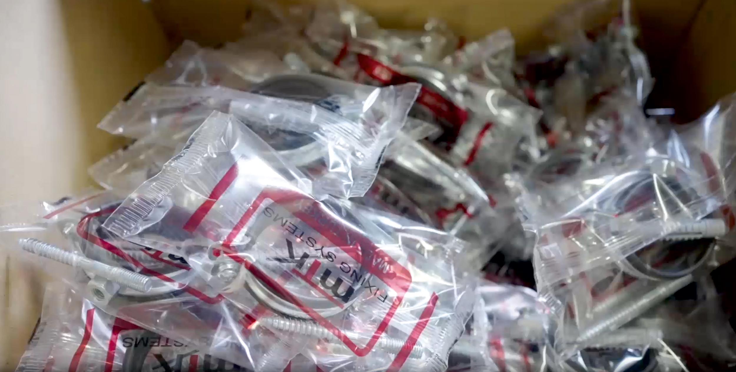 Secure packaging solutions for MTK Pipe Clamps products ensuring safe international shipping and efficient pallet optimization